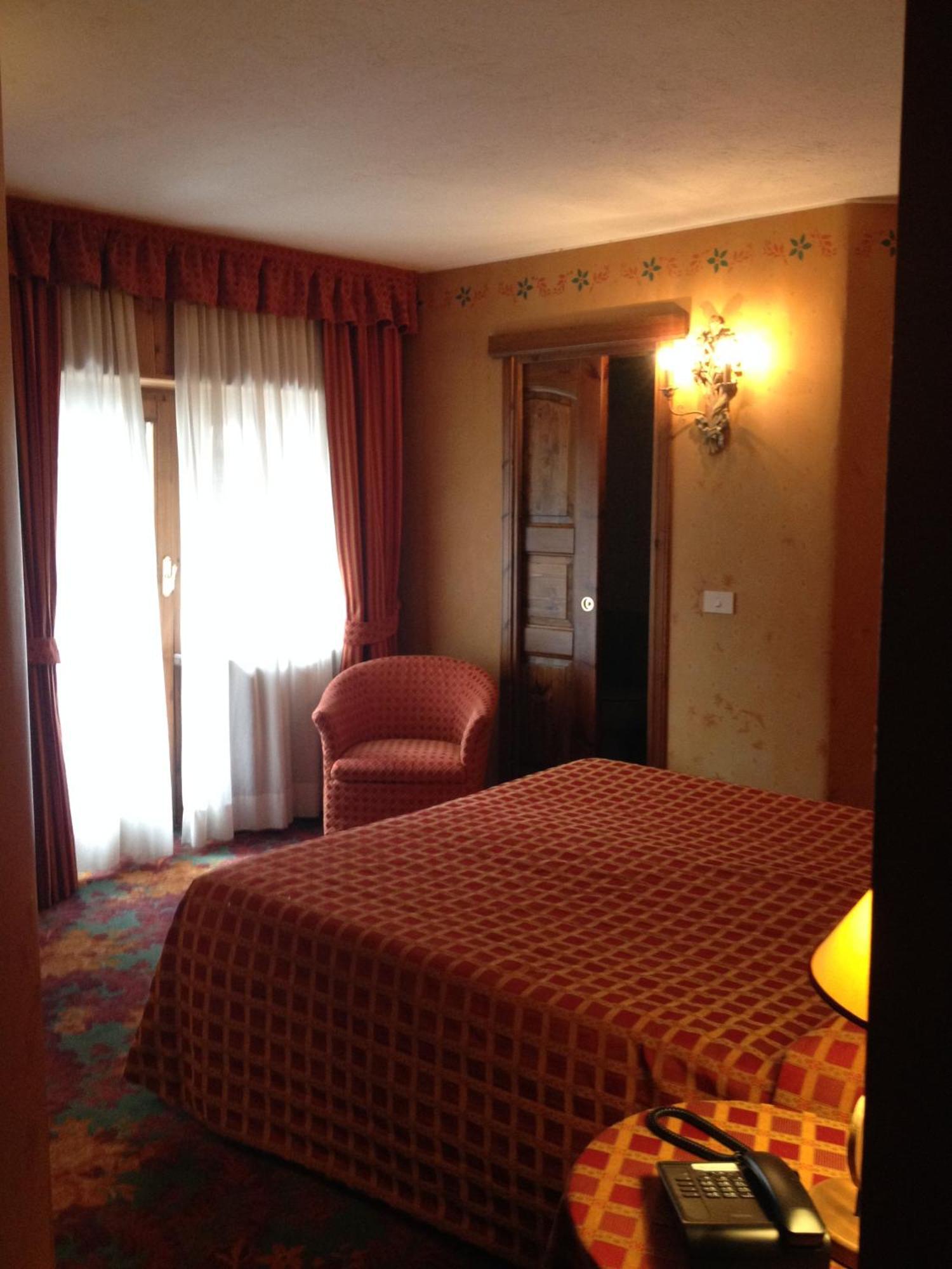 Hotel Chateau Blanc 3*